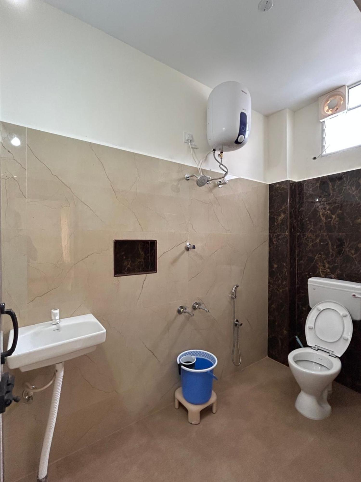 Dss Home Stay Just 500 Meter Girivalam Road Tiruvannamalai Exterior photo